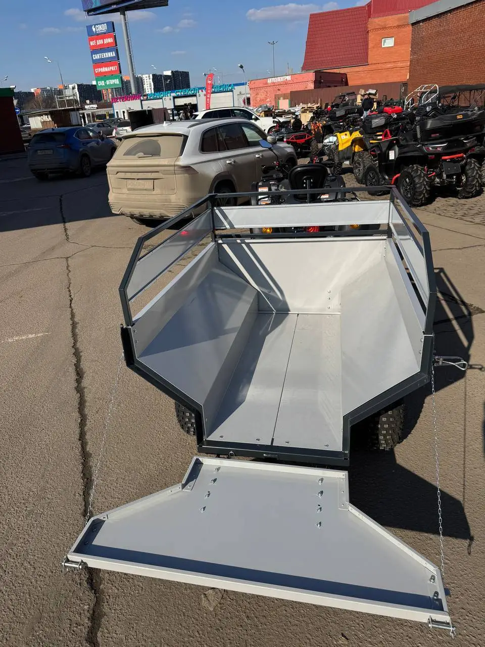 Новинка: Грузовой прицеп XATOR 1.5 м/куб гп 500 кг