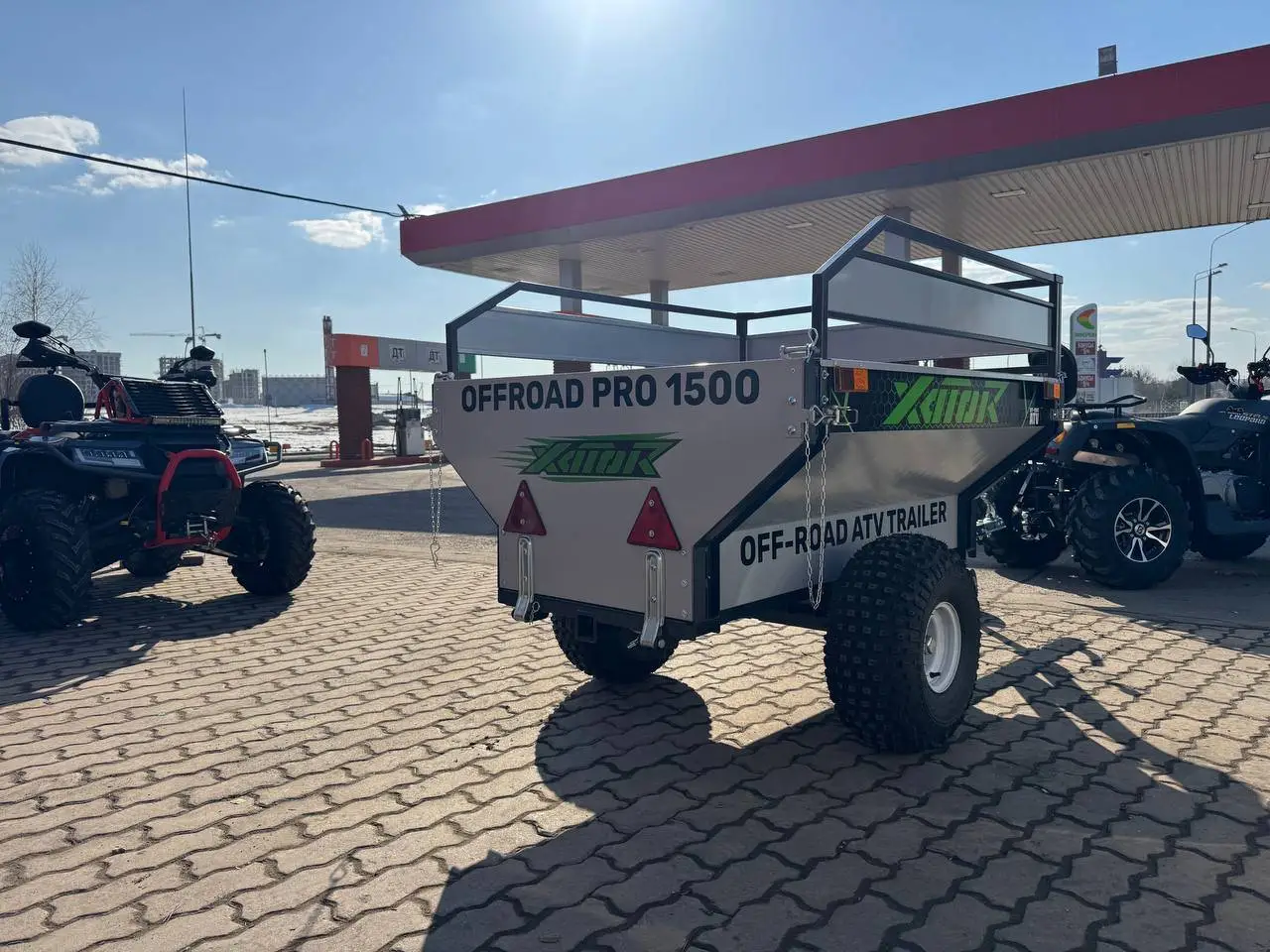 Новинка: Грузовой прицеп XATOR 1.5 м/куб гп 500 кг