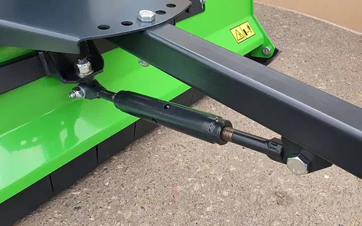 Косилка-измельчитель Xator XFM-1200 на фаркоп - Регулировка угла дышла Косилка-измельчитель Xator XFM-1200 на фаркоп - Регулировка угла дышла