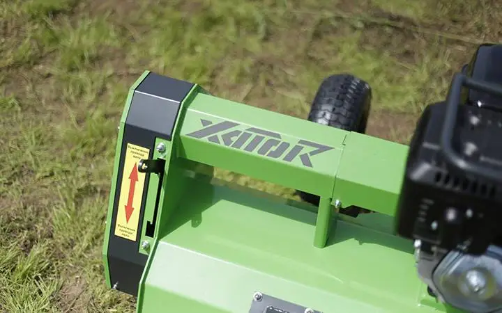 Косилка-измельчитель Xator XFM-1200 на фаркоп - Система плавного включения рабочего вала Косилка-измельчитель Xator XFM-1200 на фаркоп - Система плавного включения рабочего вала