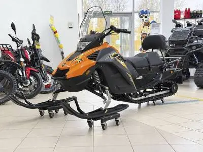 Снегоход Stels SK200R Капитан сбоку