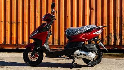 Скутер Vento Corsa RS
