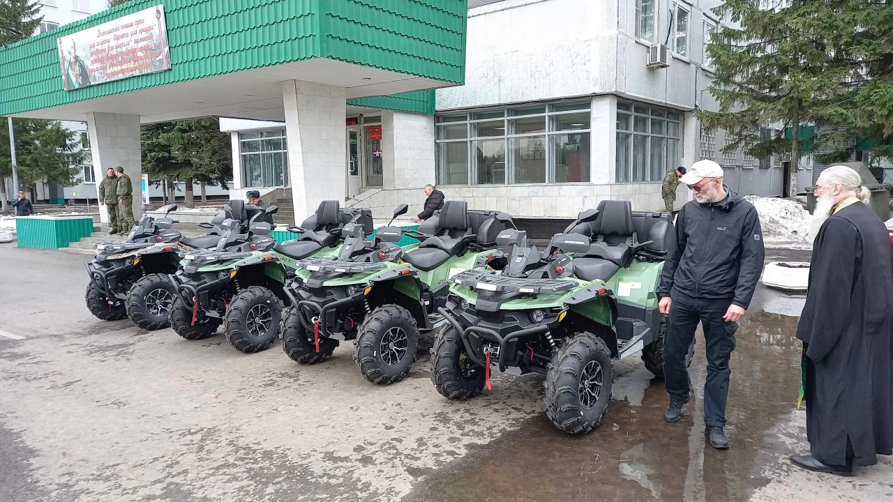 Благотворительный фонд Сергея Михеева передал квадроциклы Stels и многое другое в зону СВО